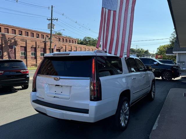 used 2020 Cadillac Escalade ESV car, priced at $38,678