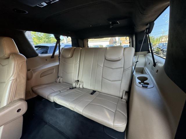 used 2020 Cadillac Escalade ESV car, priced at $38,678