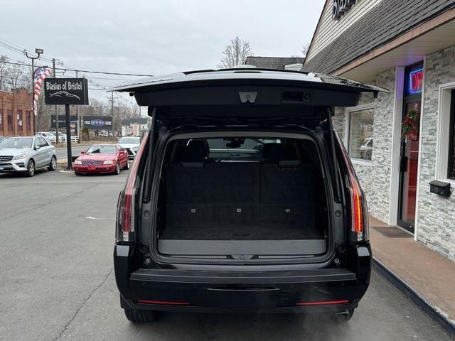 used 2017 Cadillac Escalade car, priced at $29,999