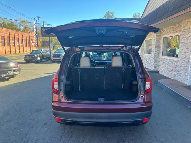 used 2022 Honda Pilot car, priced at $31,985
