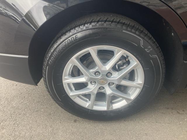 used 2024 Chevrolet Equinox car, priced at $22,824