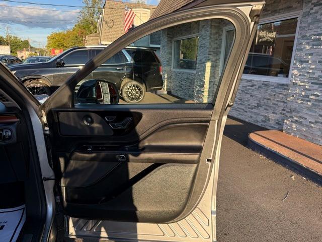 used 2022 Lincoln Aviator car, priced at $32,319
