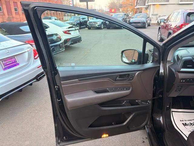 used 2018 Honda Odyssey car, priced at $23,180