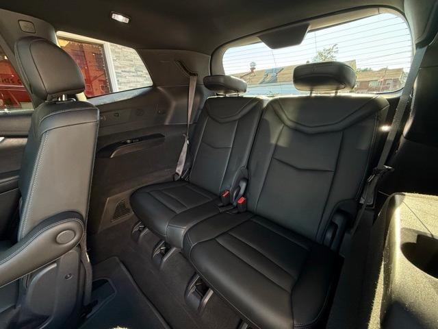 used 2021 Cadillac XT6 car, priced at $28,569