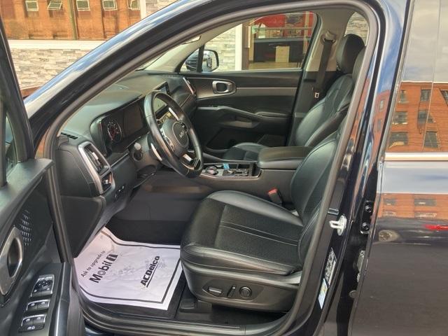 used 2022 Kia Sorento Hybrid car, priced at $26,109
