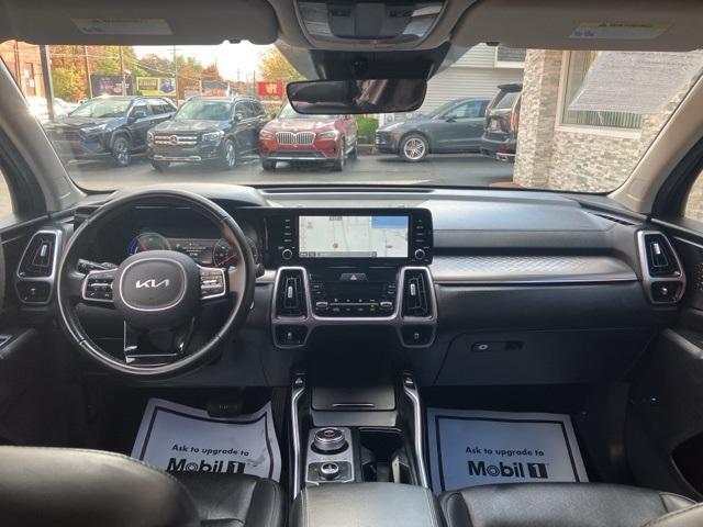 used 2022 Kia Sorento Hybrid car, priced at $26,109