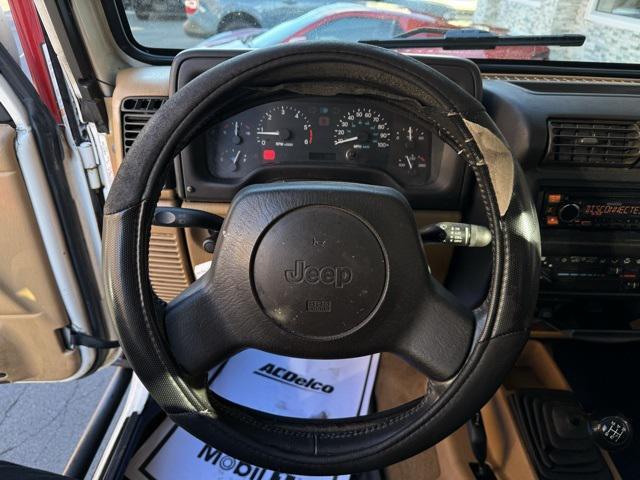 used 1998 Jeep Wrangler car, priced at $8,999