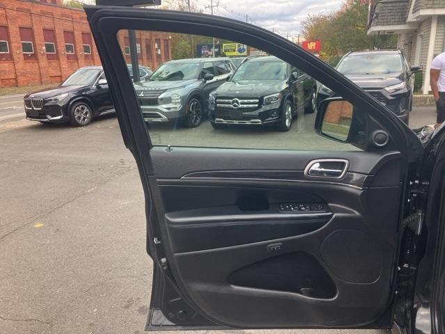 used 2021 Jeep Grand Cherokee car, priced at $28,857