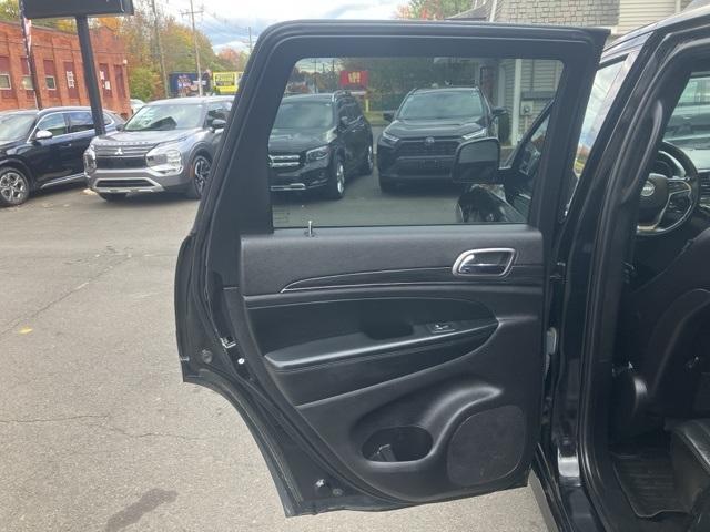 used 2021 Jeep Grand Cherokee car, priced at $28,857