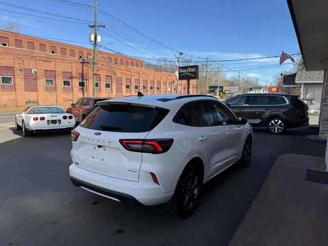 used 2023 Ford Escape car, priced at $21,142