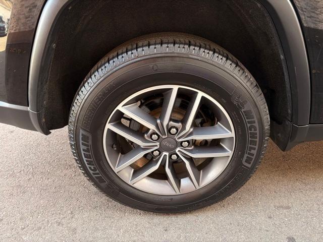 used 2020 Jeep Grand Cherokee car, priced at $23,997