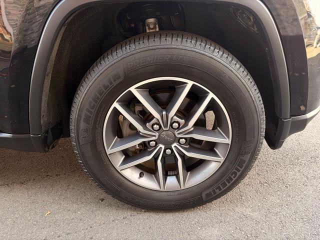 used 2020 Jeep Grand Cherokee car, priced at $23,997