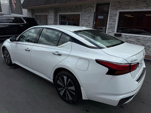 used 2022 Nissan Altima car, priced at $23,600