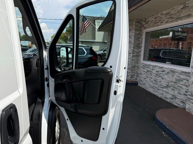 used 2023 Ram ProMaster 2500 car, priced at $28,149