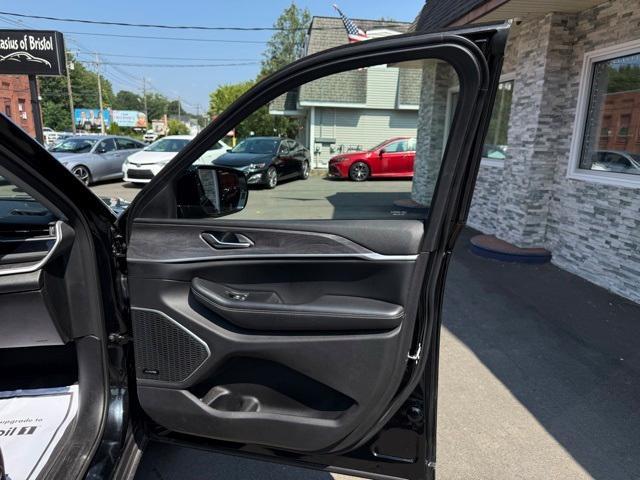 used 2023 Jeep Grand Cherokee 4xe car, priced at $27,528