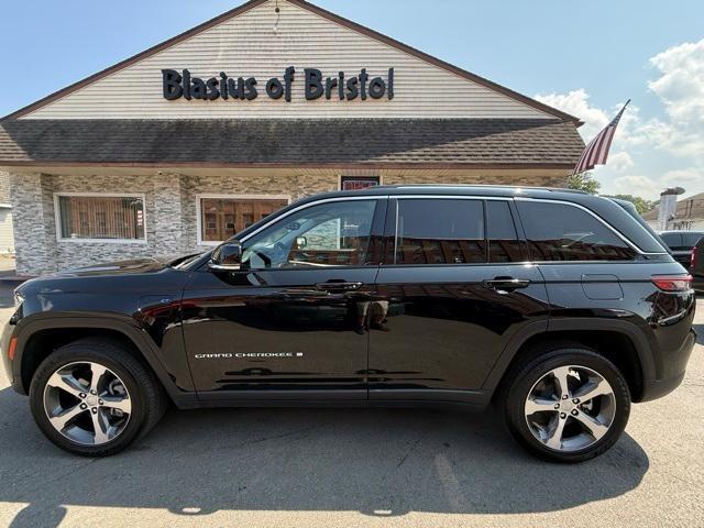 used 2023 Jeep Grand Cherokee 4xe car, priced at $27,528