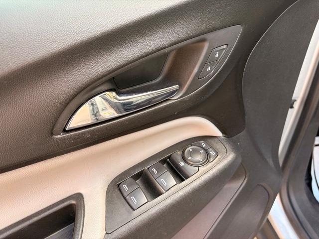 used 2021 Chevrolet Equinox car, priced at $18,844