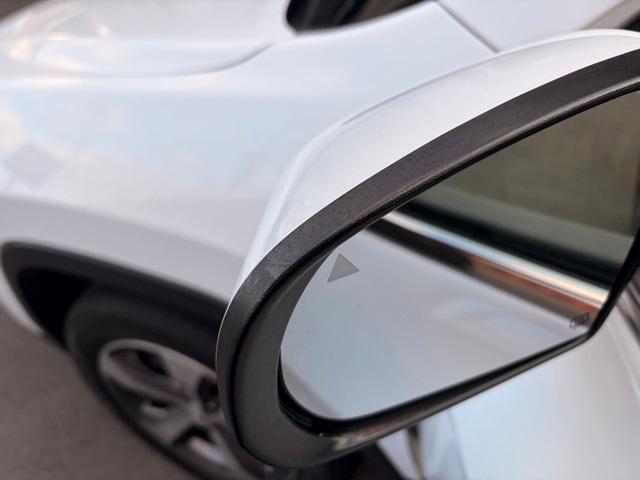 used 2019 Jeep Cherokee car, priced at $13,362