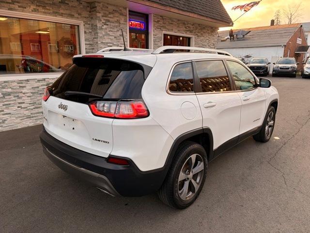used 2019 Jeep Cherokee car, priced at $13,362