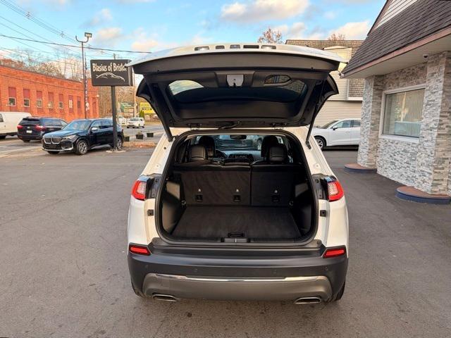 used 2019 Jeep Cherokee car, priced at $13,362