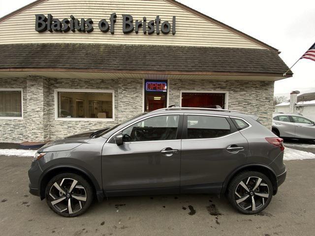 used 2022 Nissan Rogue Sport car, priced at $19,499