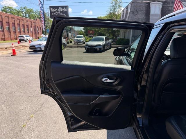 used 2020 Jeep Cherokee car, priced at $16,992