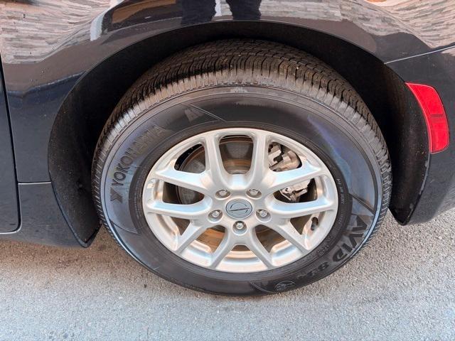 used 2024 Chrysler Pacifica car, priced at $27,699