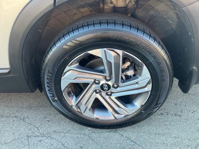 used 2023 Hyundai Santa Fe car, priced at $21,813