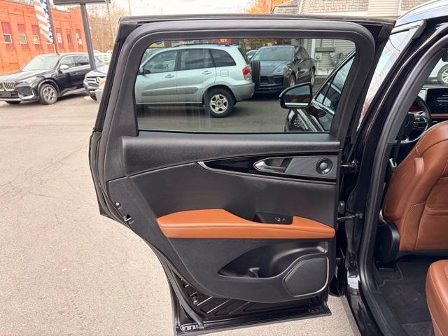 used 2021 Lincoln Nautilus car, priced at $31,279