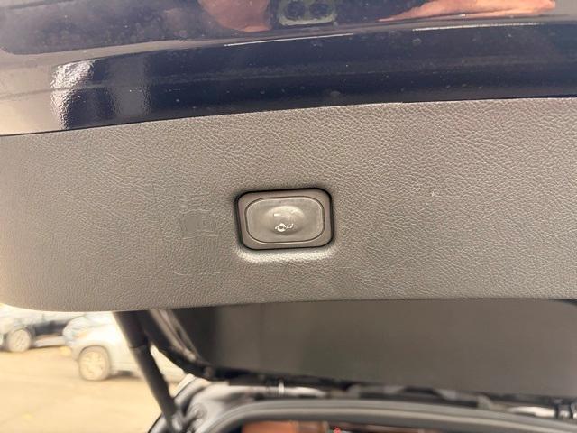 used 2021 Lincoln Nautilus car, priced at $31,279