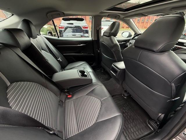 used 2019 Toyota Camry Hybrid car, priced at $25,376