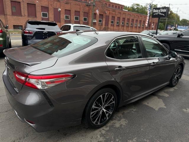 used 2019 Toyota Camry Hybrid car, priced at $25,376