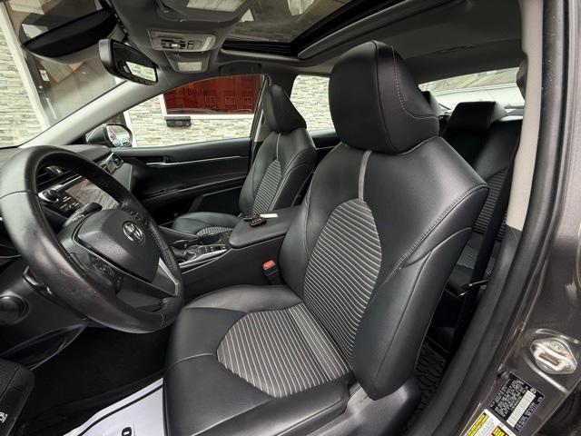 used 2019 Toyota Camry Hybrid car, priced at $25,376