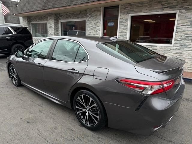 used 2019 Toyota Camry Hybrid car, priced at $25,376
