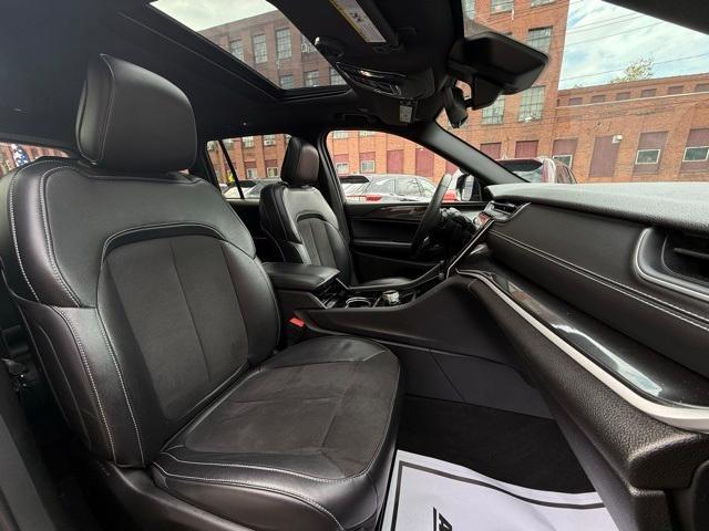 used 2022 Jeep Grand Cherokee car, priced at $30,594