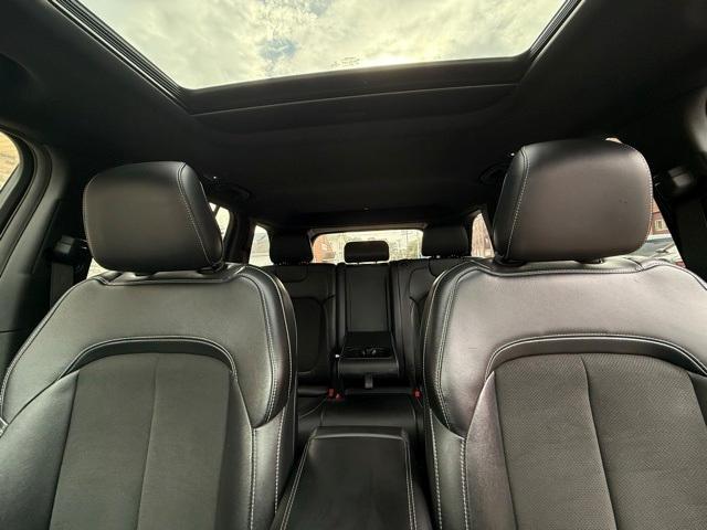 used 2022 Jeep Grand Cherokee car, priced at $30,594