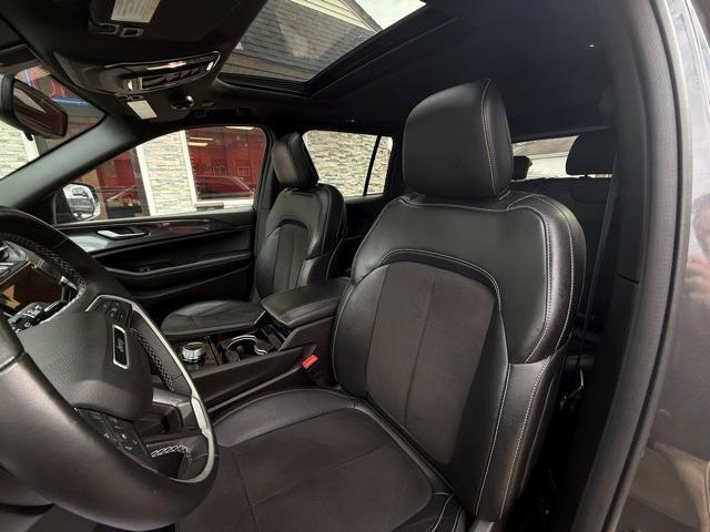 used 2022 Jeep Grand Cherokee car, priced at $30,594