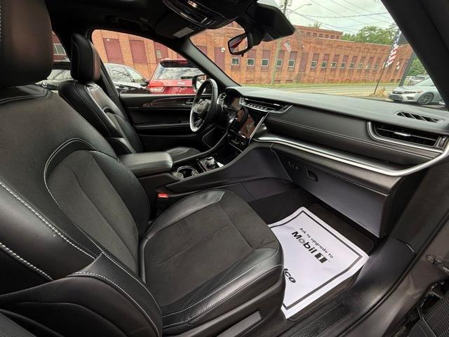 used 2022 Jeep Grand Cherokee car, priced at $30,594