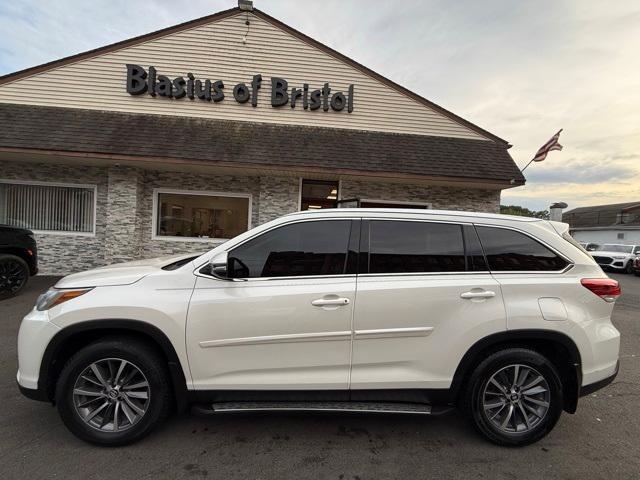 used 2019 Toyota Highlander car, priced at $22,934