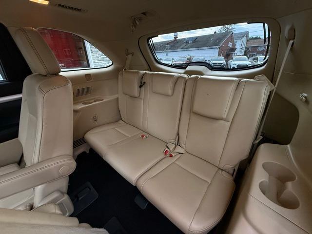 used 2019 Toyota Highlander car, priced at $22,934