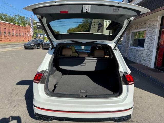 used 2024 Volkswagen Tiguan car, priced at $29,771