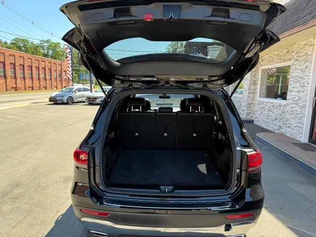 used 2022 Mercedes-Benz GLB 250 car, priced at $25,699