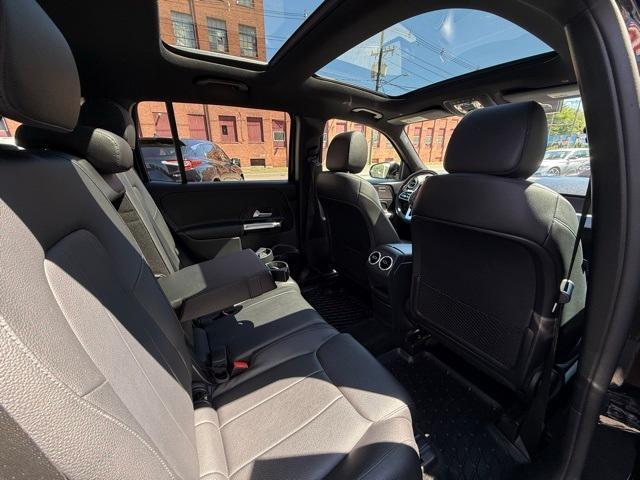 used 2022 Mercedes-Benz GLB 250 car, priced at $25,699