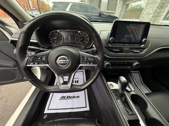 used 2022 Nissan Altima car, priced at $14,737