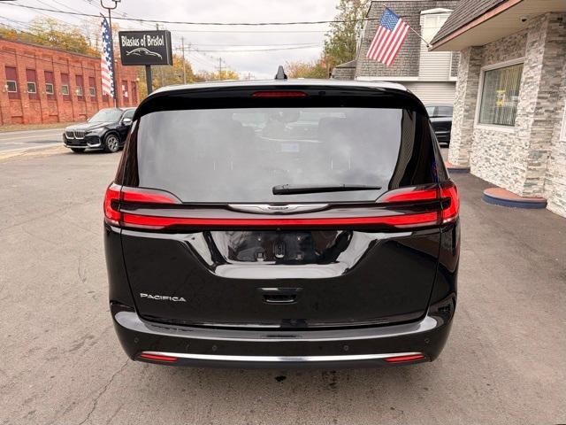 used 2024 Chrysler Pacifica car, priced at $27,905
