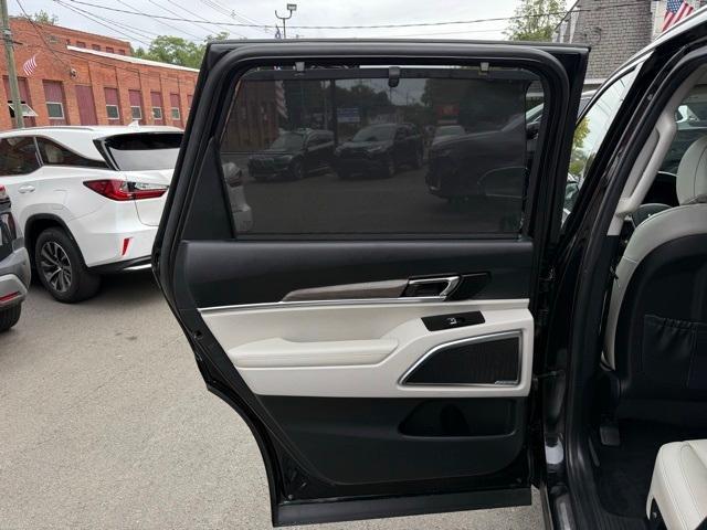 used 2022 Kia Telluride car, priced at $27,922