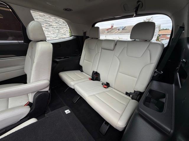 used 2022 Kia Telluride car, priced at $27,922