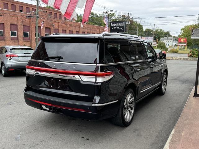 used 2022 Lincoln Navigator car, priced at $49,963