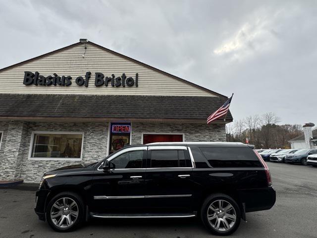 used 2016 Cadillac Escalade ESV car, priced at $25,897