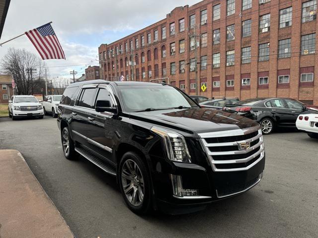 used 2016 Cadillac Escalade ESV car, priced at $25,897